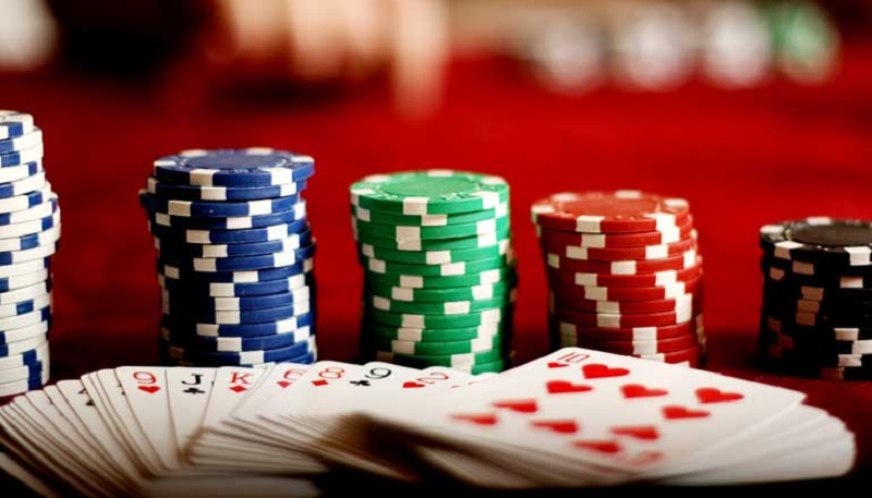 5 Sai lầm thường thấy khiến bạn thua tiền khi chơi Poker online