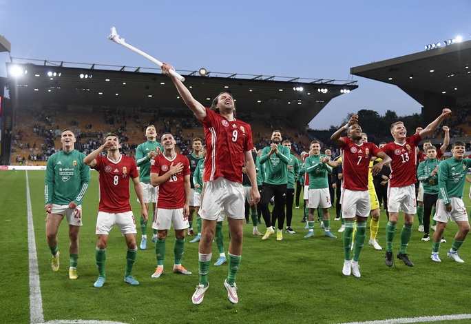 Tuyển Anh thua sốc 0-4, Hungary gây địa chấn bóng đá châu Âu - Ảnh 9.