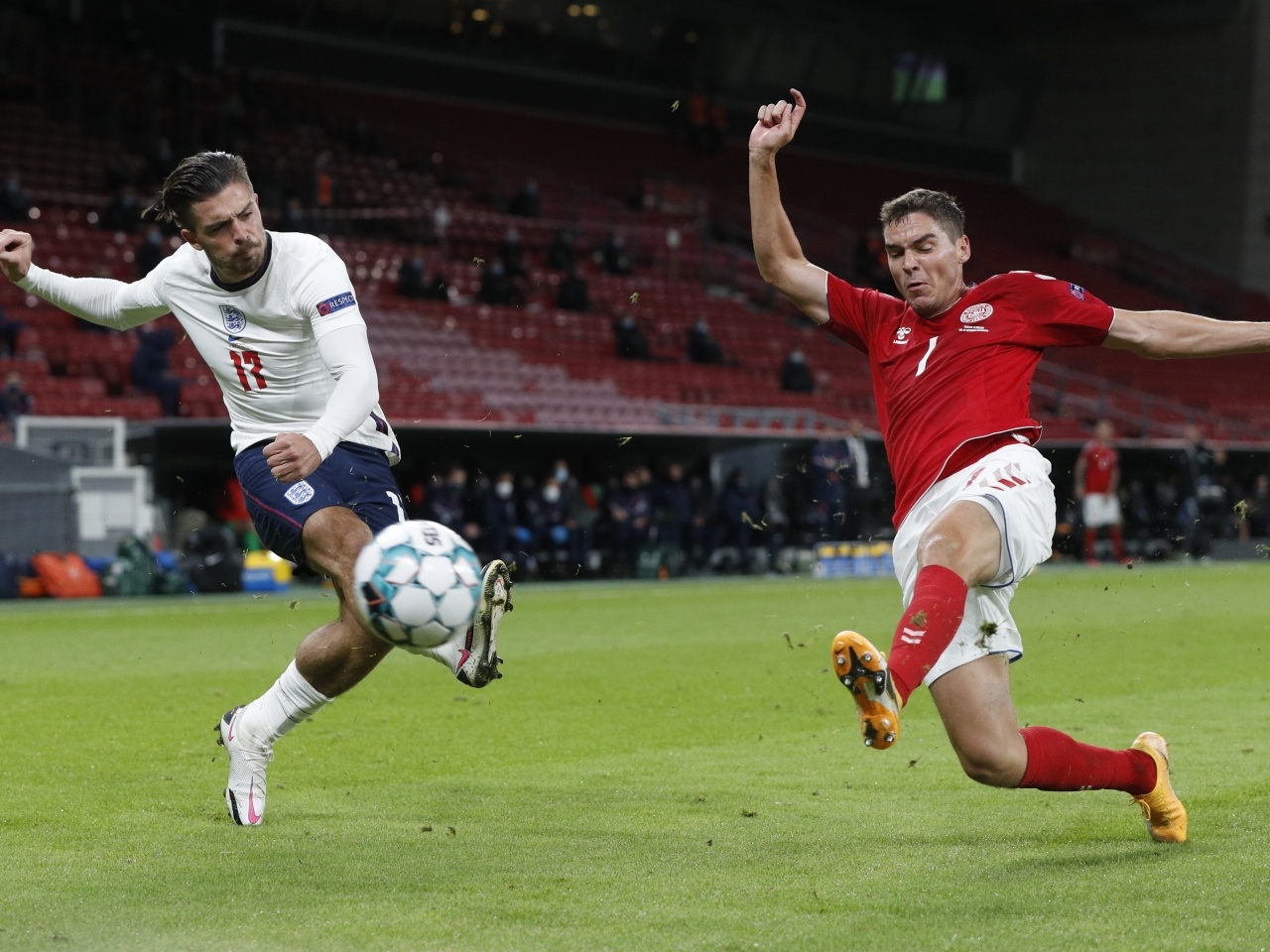 Đan Mạch (phải) từng thắng Anh 1-0 ngay tại sân Wembley ở UEFA Nations League 2020 /// ảnh: Reuters